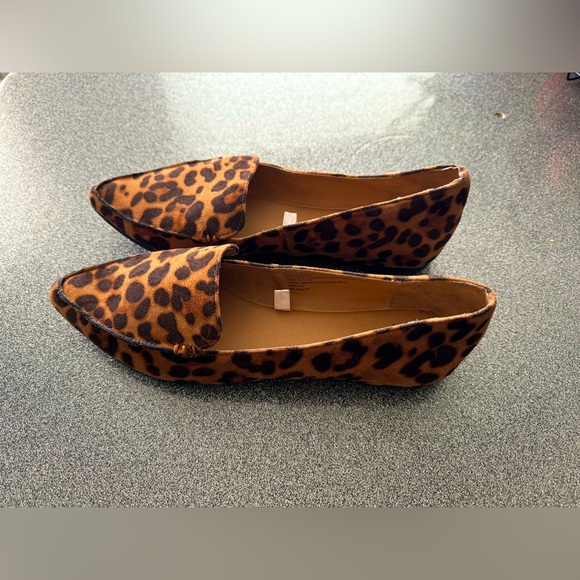 A New Day Women’s Leopard Print Pointed Loafers 8.5 - Picture 2 of 4